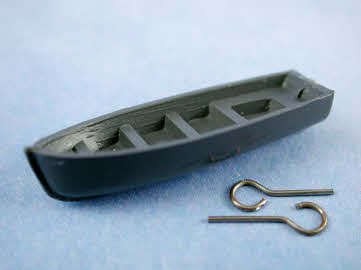Jolly Boat 28mm c/w hooks (5)