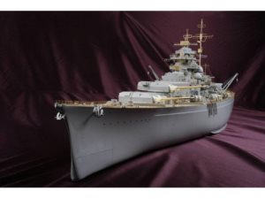 Bismarck German Battleship 1941 VALUE PACK 1:200 Scale