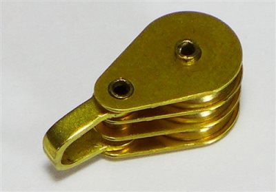 Brass Shackle Triple Block 10mm