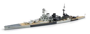 Tamiya HMS Repulse Battlecruiser 1:700