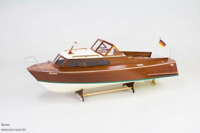 Aeronaut Queen Sports Boat circa 1960s