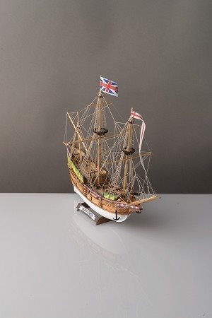 Corel Mayflower 1:130 Scale Corelline Starter Kit