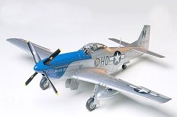 Tamiya North American P-51D Mustang - 8th AF 1:48 Scale