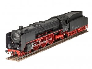Revell Express locomotive BR01 with tender 2'2' T32