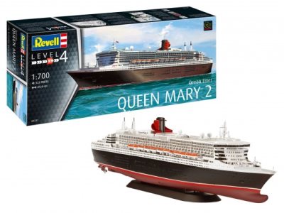 Revell Queen Mary 2 1:700 Scale