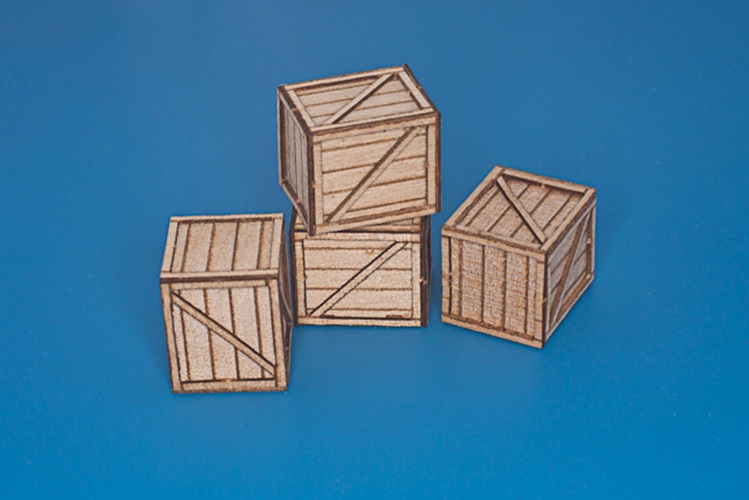 Natural wood box (original dimensions: 50cm x 50cm x 60cm)