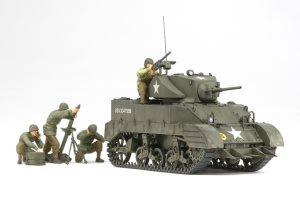 Tamiya US Light Tank M5A1 with 4 Figures 1:35 Scale