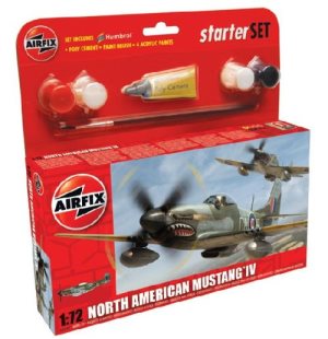 Airfix North American Mustang IV Starter Set  1:72