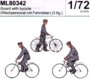Guards with Bicycles 1:72 scale (3)