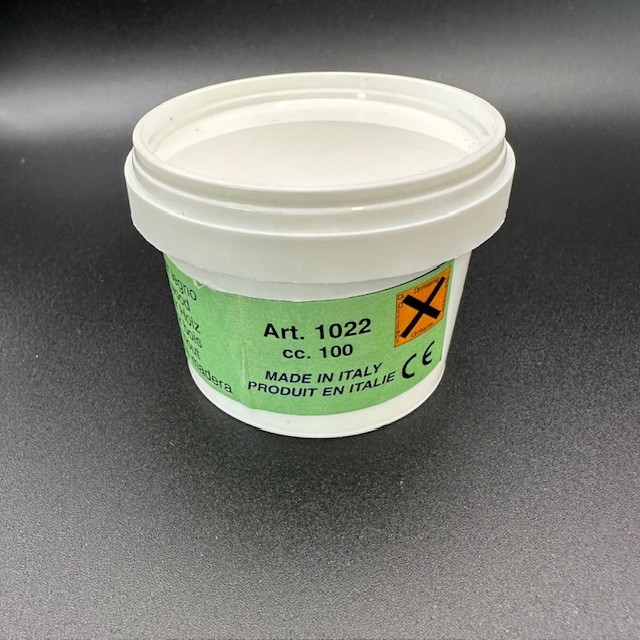 Mantua White Wood Putty Filler (1022)