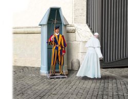 Revell Swiss Guard 1:16 Scale