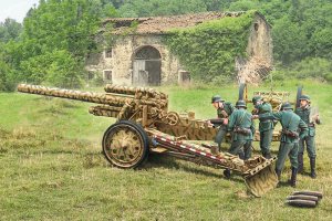 Italeri 15cm Field Howitzer 10.5cm Field Gun 1:72 Scale
