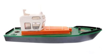 CMB Pilot Boat South Coast Semi-Scale Plastic Boat Set