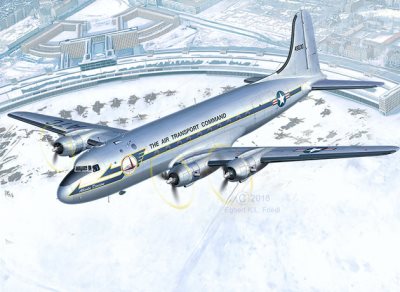 Revell C-54D Skymaster 70th Anniversary Berlin Airlift 1:72 Scale