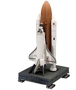 Revell Space Shuttle Discovery + Booster Rockets 1:144 Scale