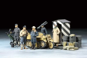 Military Figures 1:48 Scale